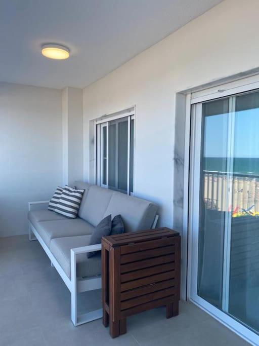 Apartamento 1ª Linea De Playa - Con Piscina Y Parking Playa de Gandia エクステリア 写真