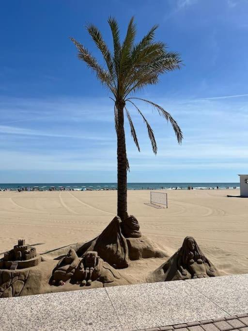 Apartamento 1ª Linea De Playa - Con Piscina Y Parking Playa de Gandia エクステリア 写真