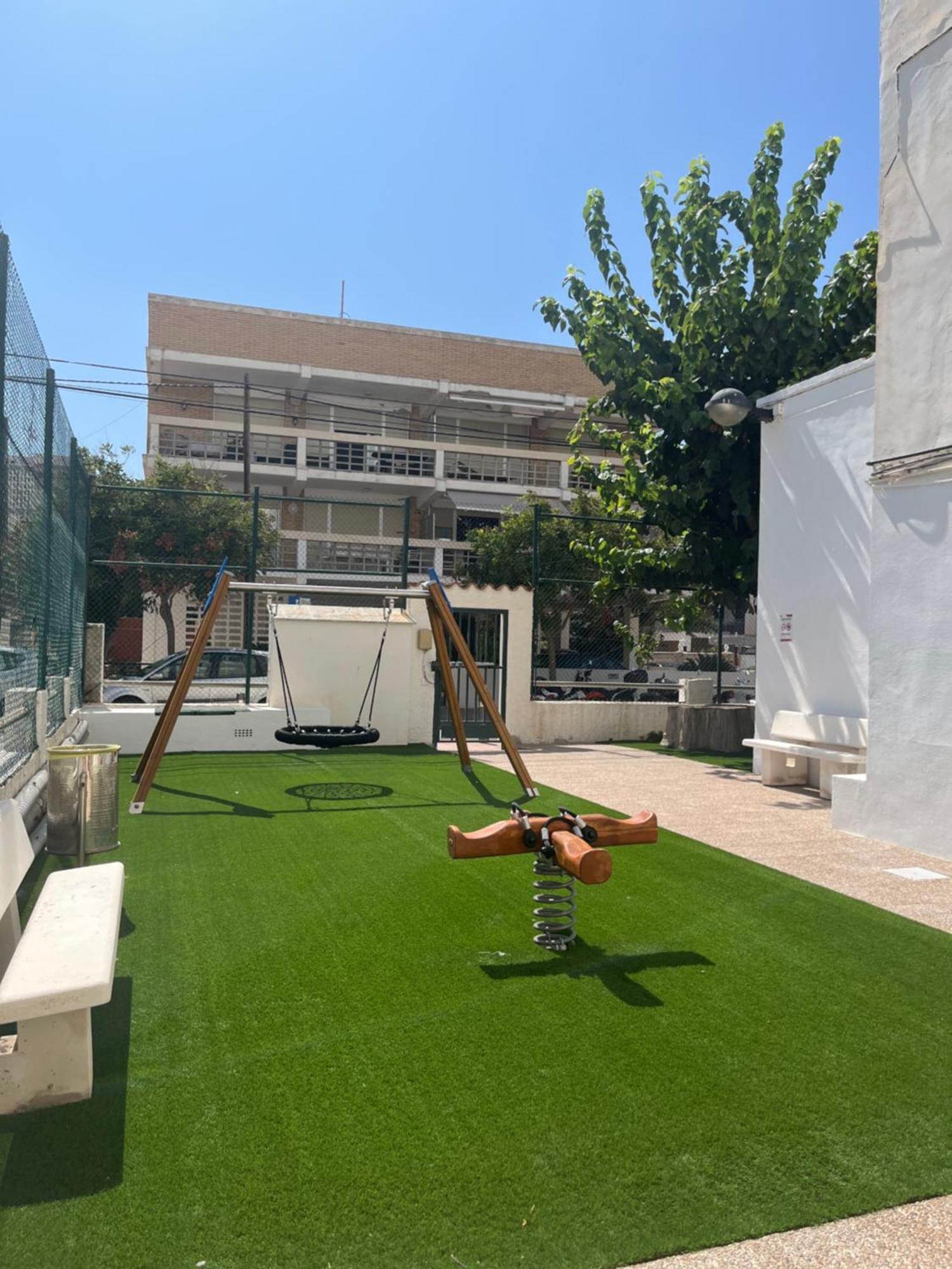 Apartamento 1ª Linea De Playa - Con Piscina Y Parking Playa de Gandia エクステリア 写真