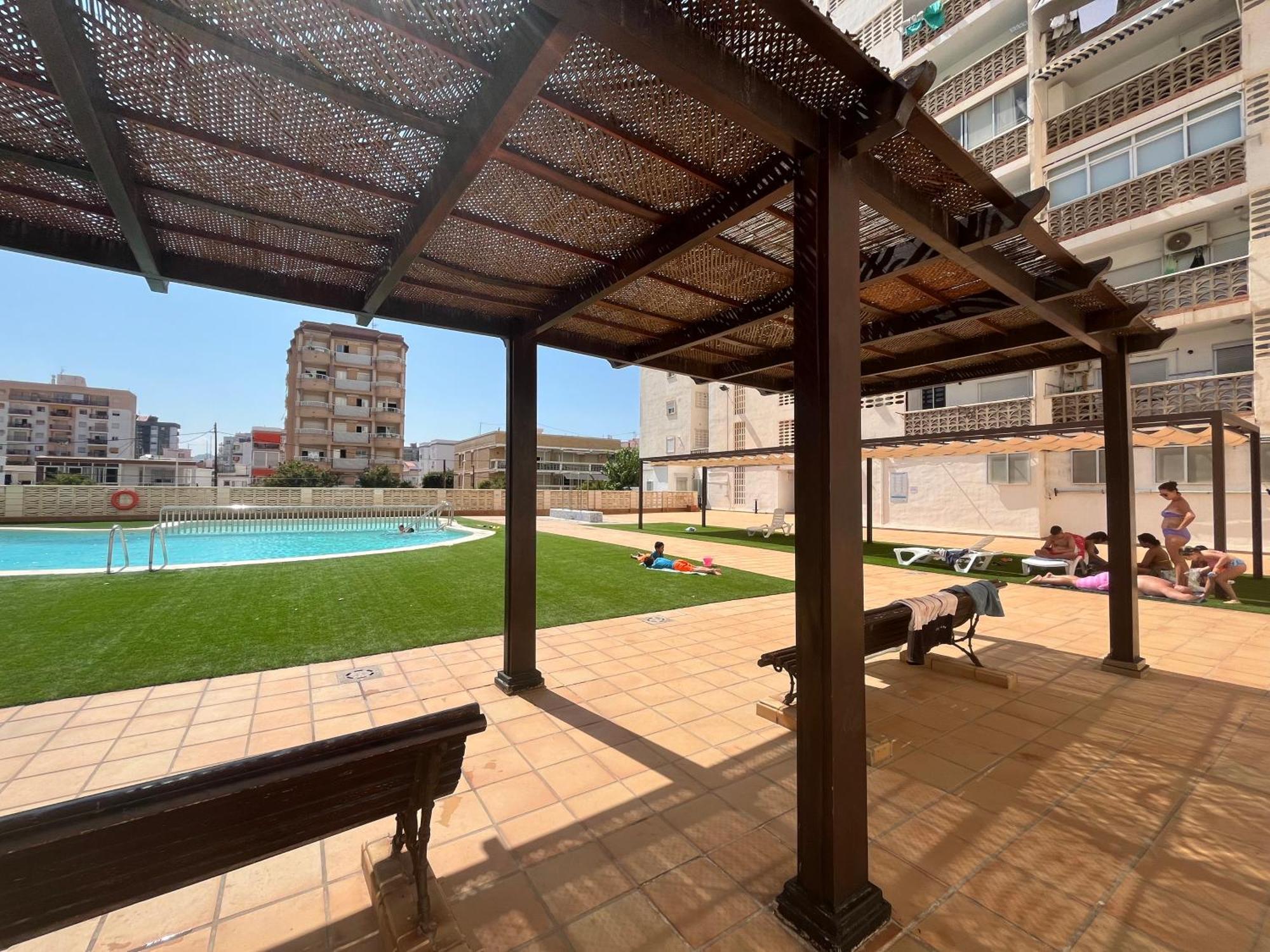 Apartamento 1ª Linea De Playa - Con Piscina Y Parking Playa de Gandia エクステリア 写真